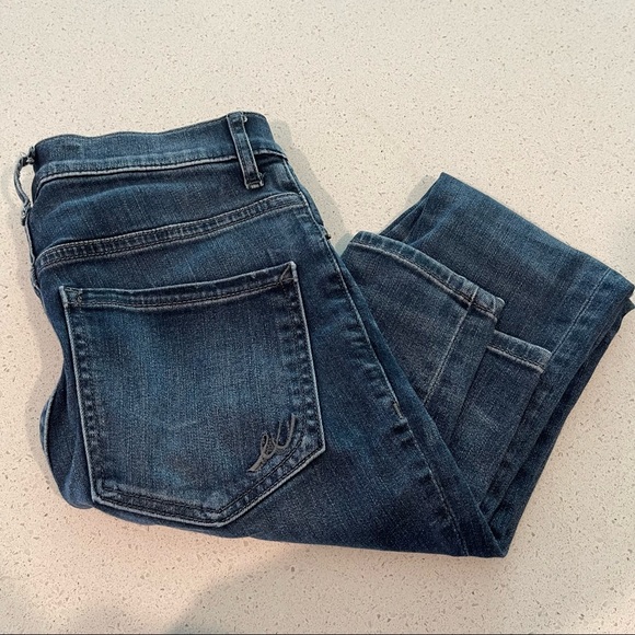 Dark Wash Express high waisted Skinny Jeans 00R